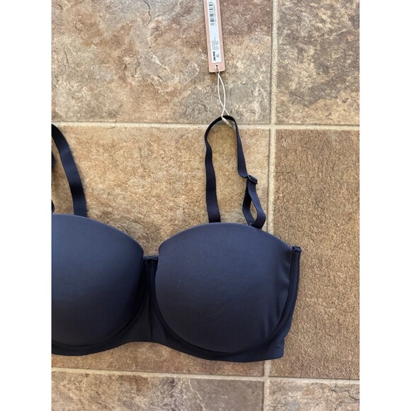 Skims Fits Everybody Strapless Bra Onyx Size 36DDD - Picture 6 of 11